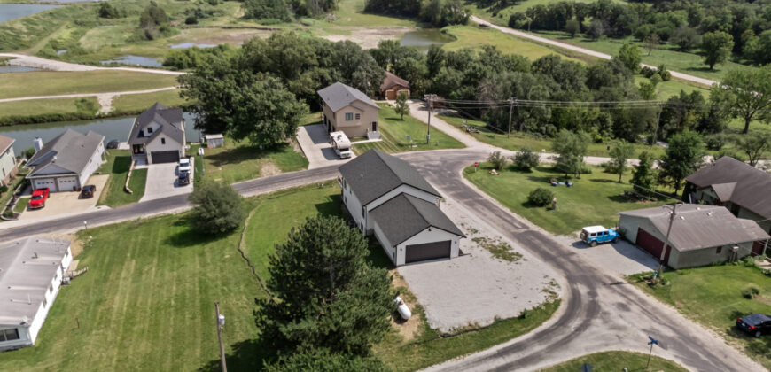 8479 Lakeshore Drive, Dexter, Iowa 50070