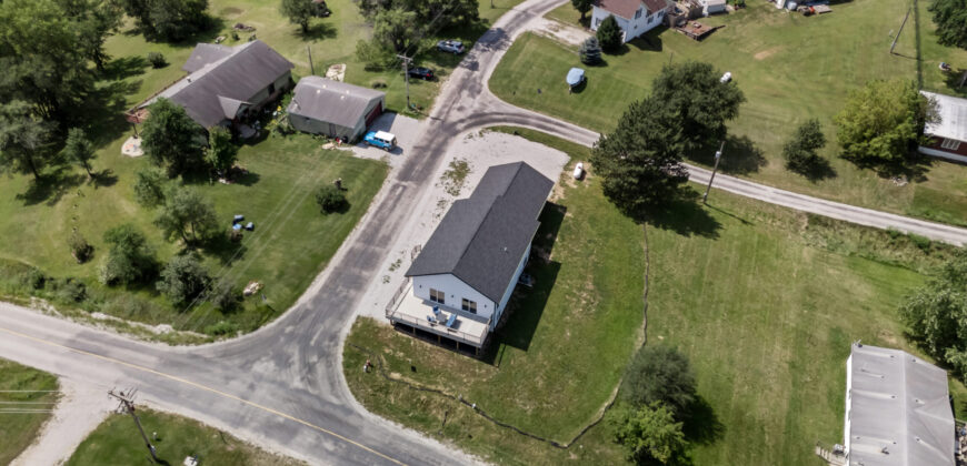 8479 Lakeshore Drive, Dexter, Iowa 50070