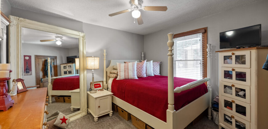 1207 Emma Avenue, Des Moines, Iowa 50315