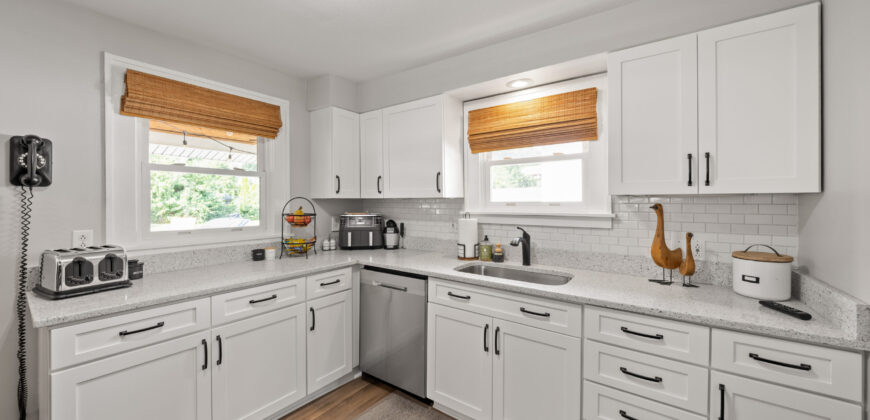 1207 Emma Avenue, Des Moines, Iowa 50315