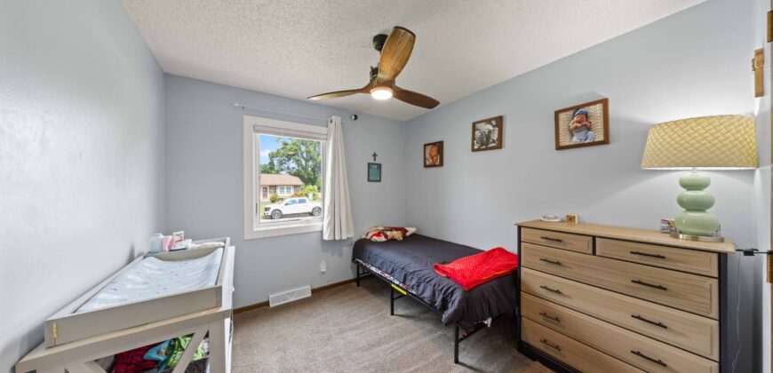 712 NE 4th St, Grimes, IA 50111