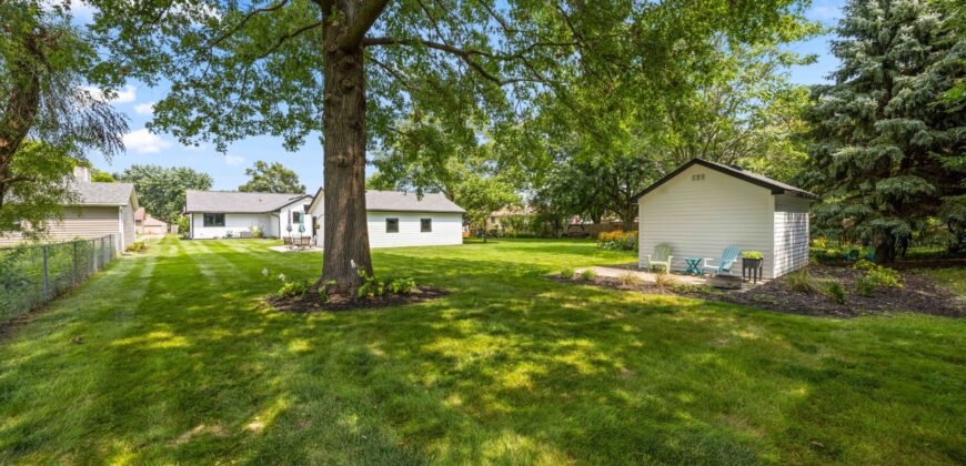 712 NE 4th St, Grimes, IA 50111